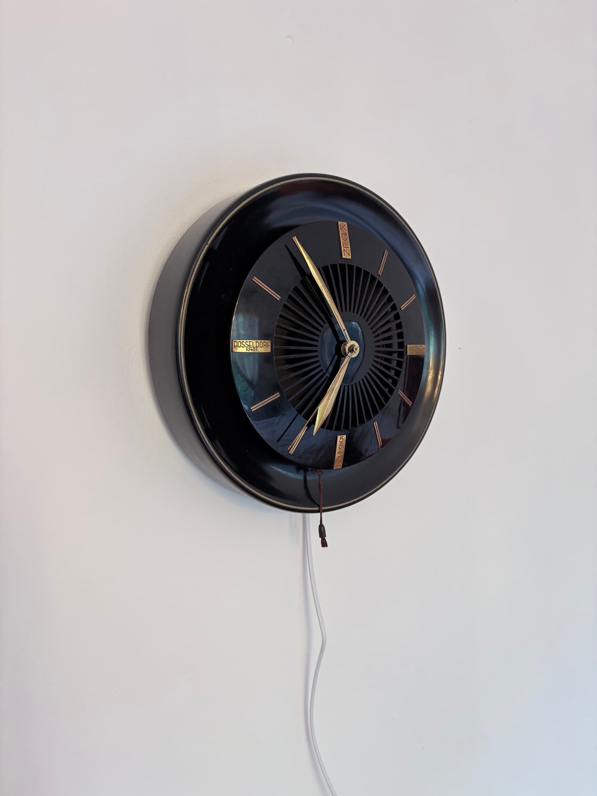 Wall Clock Speaker Heco WLU-30, black bakelite, gold brass, Germany, 1950s. - 326783