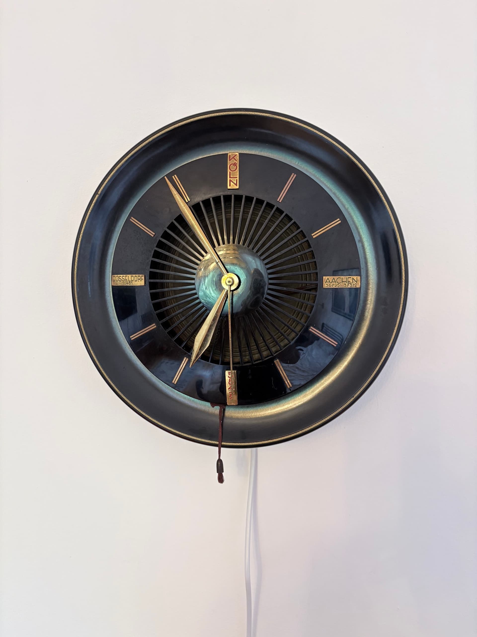 Wall Clock Speaker Heco WLU-30, black bakelite, gold brass, Germany, 1950s. - 326782