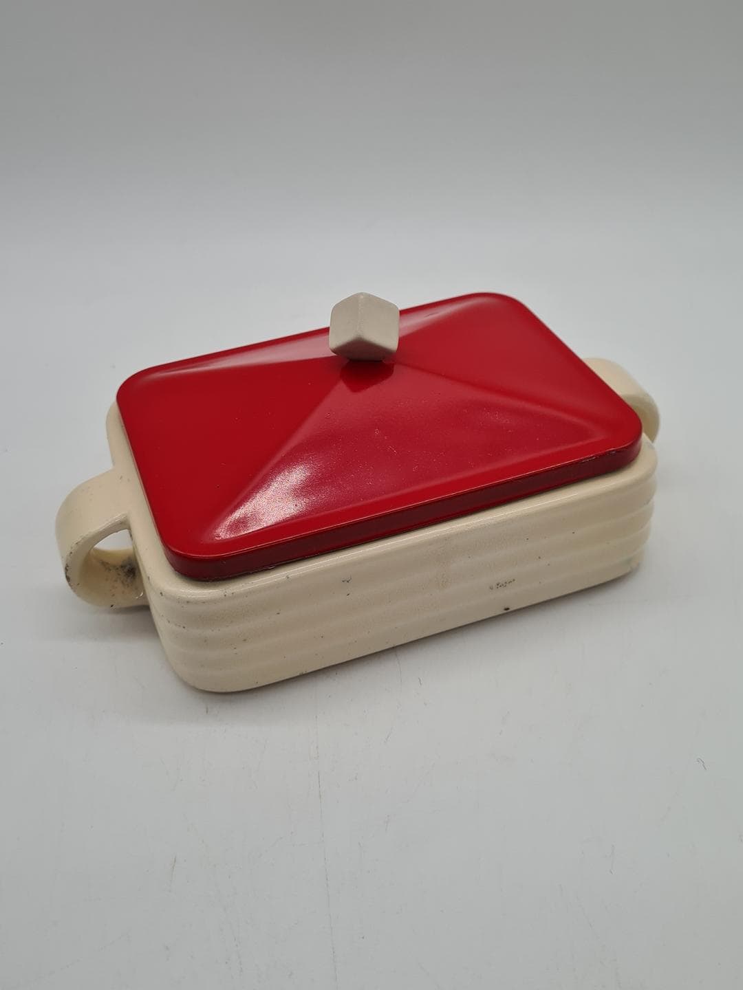 Butter Dish, cream ceramic, red metal, Europe, 1930s - 326852