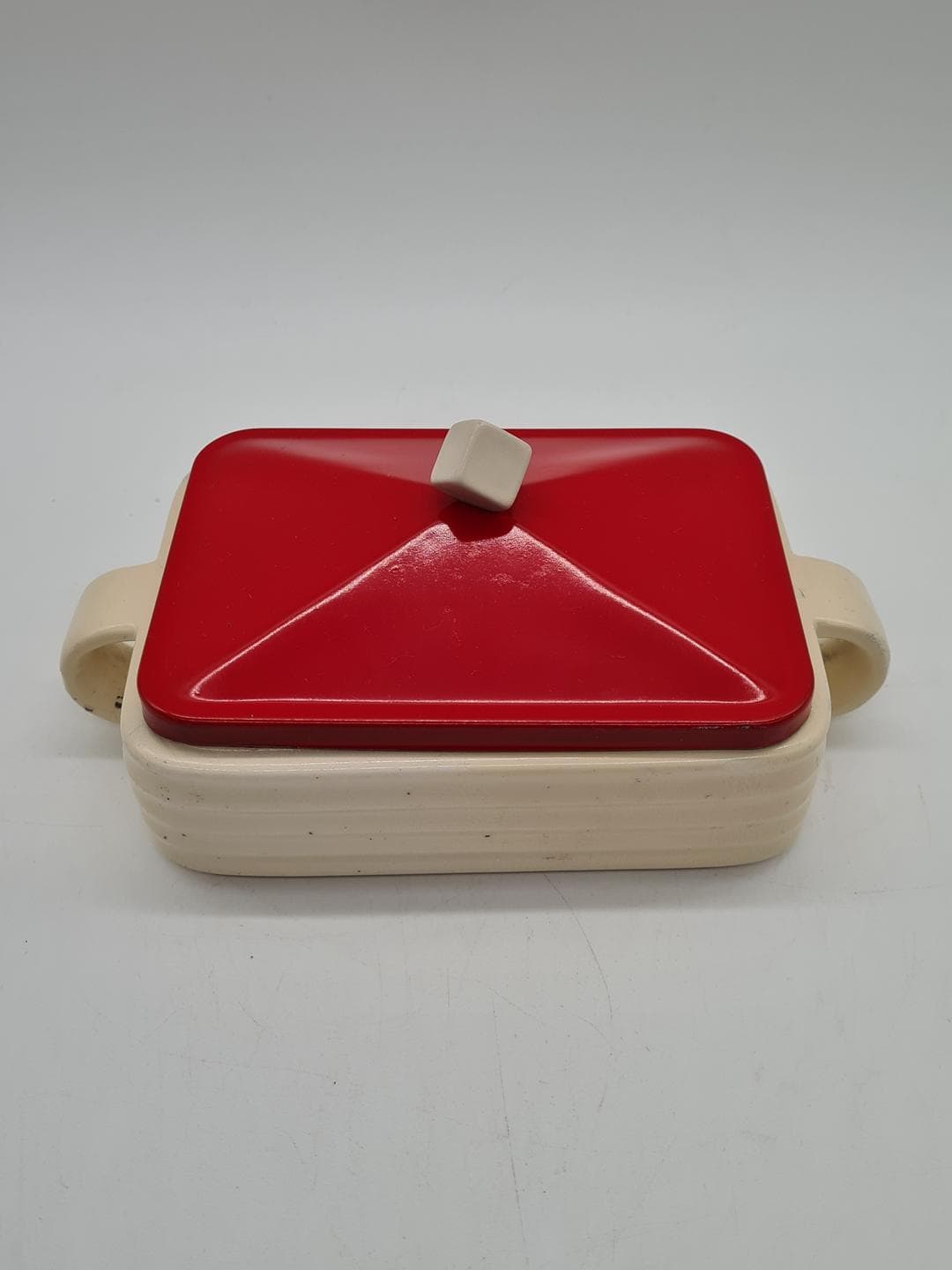 Butter Dish, cream ceramic, red metal, Europe, 1930s - 326854