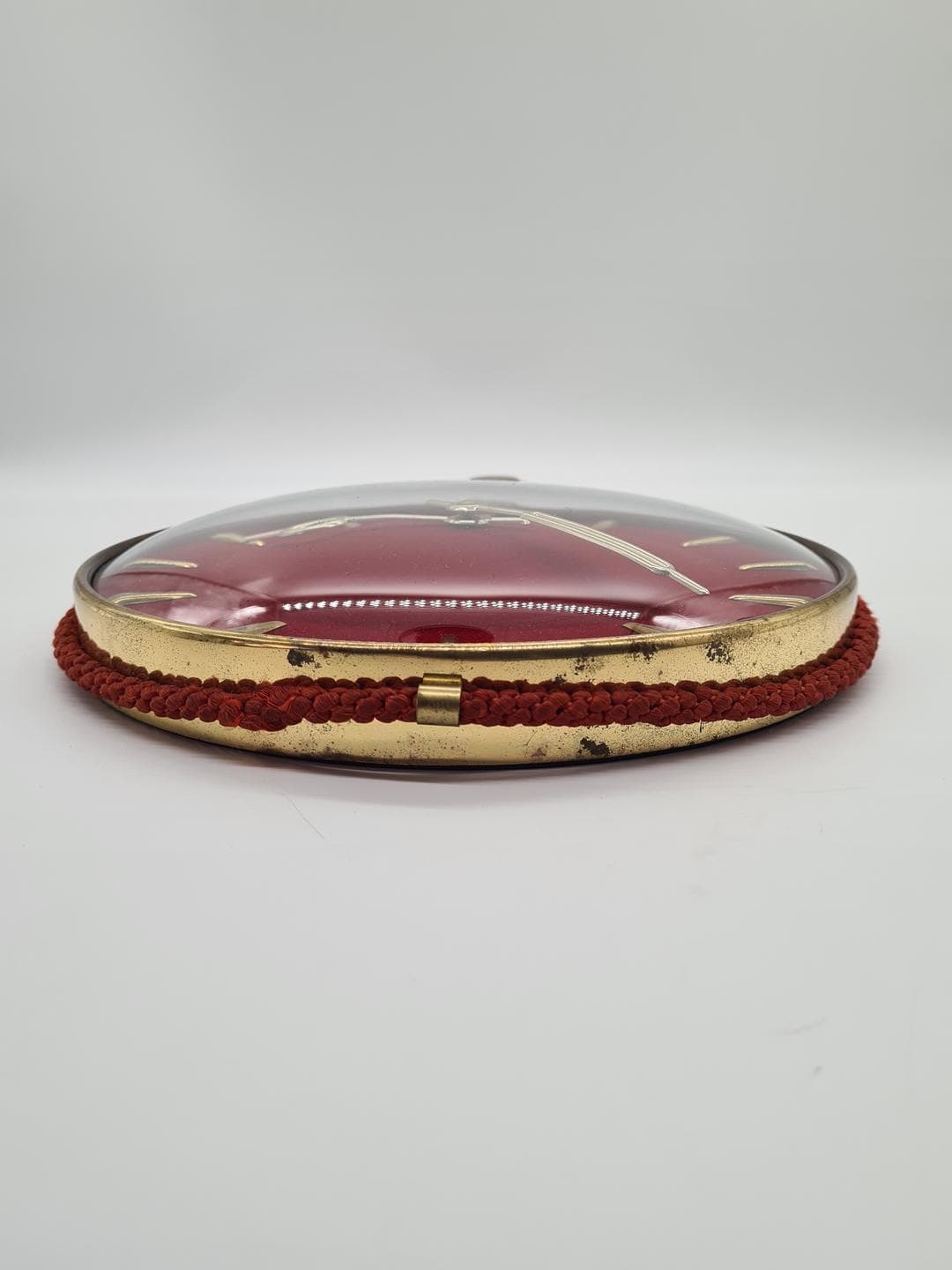 Wall Clock, Space Age, red acrylic, gold metal, East Germany, 1970s. - 326874