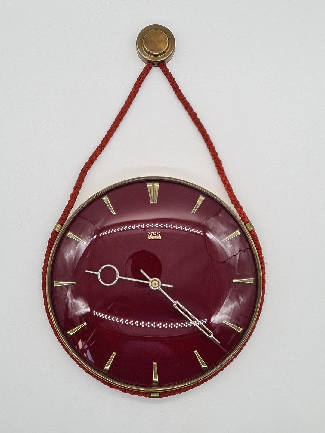 Wall Clock, Space Age, red acrylic, gold metal, East Germany, 1970s. - 326879