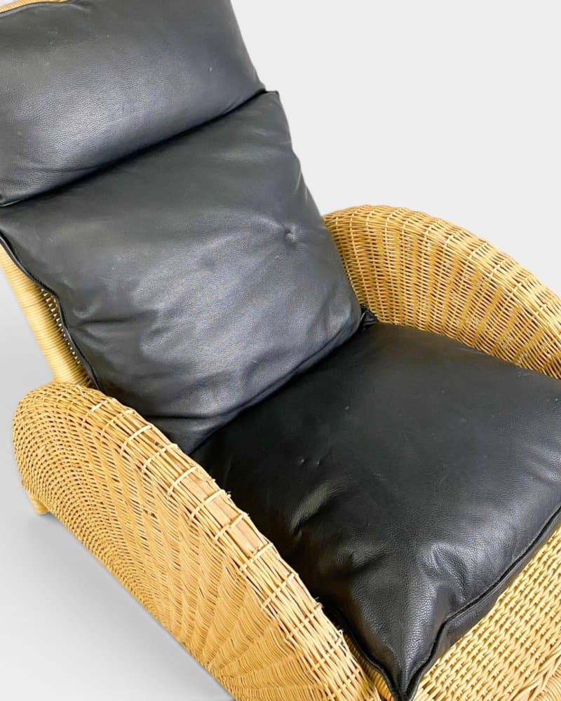 Fotel Paris, skóra czarna, rattan brązowy, proj. A. Jacobsen, Dania, lata 20. - 327190
