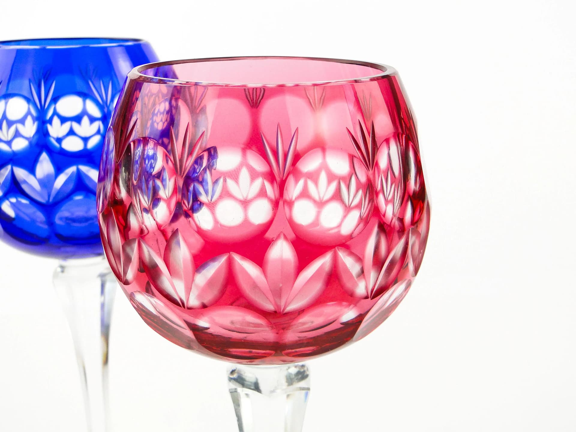 Czerwony kryształowy kielich do wina, art déco, Austria, lata 30. - 24499