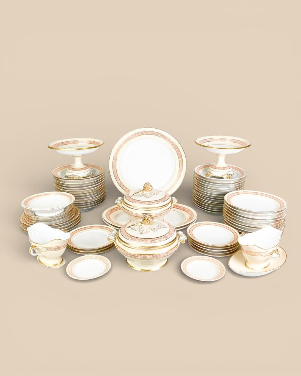 Set of eighty-six dinnerware pieces, cream, pink, gold, porcelain, Bing & Grøndahl, Denmark, 19th c. - 327233