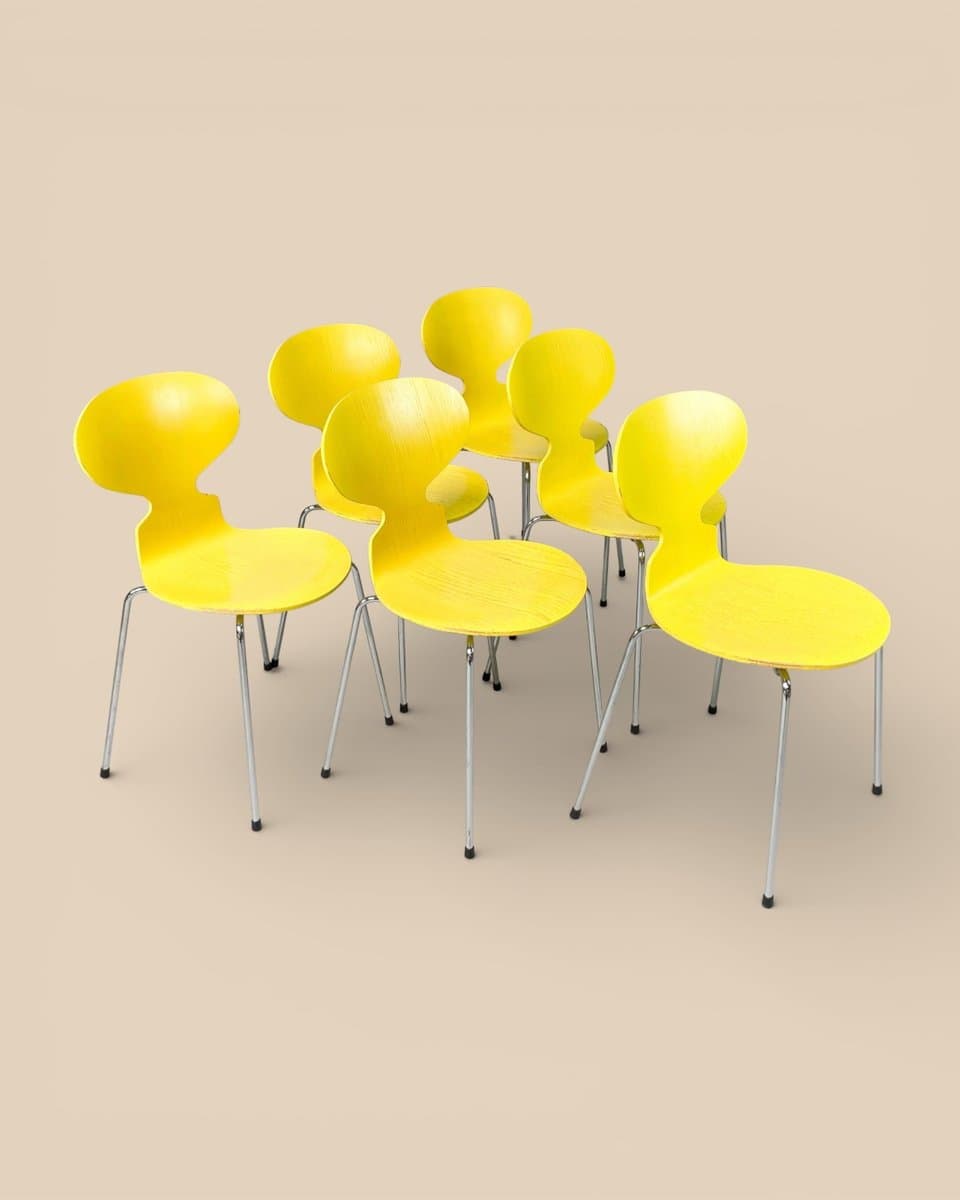 Zestaw sześciu krzeseł The Ant 3101, sklejka żółta, metal chromowany, proj. A. Jacobsen, Fritz Hansen, Dania, lata 70. - 327364