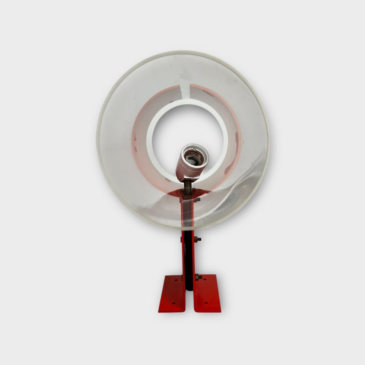 Lampa ścienna, czerwona, metal, akryl transparentny, Dania, lata 70. - 327337