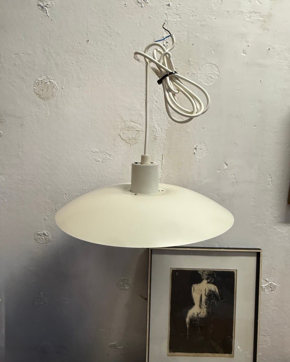 Lampa wisząca PH 4/3, metal biały czerwony, proj. P. Henningsen, Louis Poulsen, Dania, lata 60. - 327328