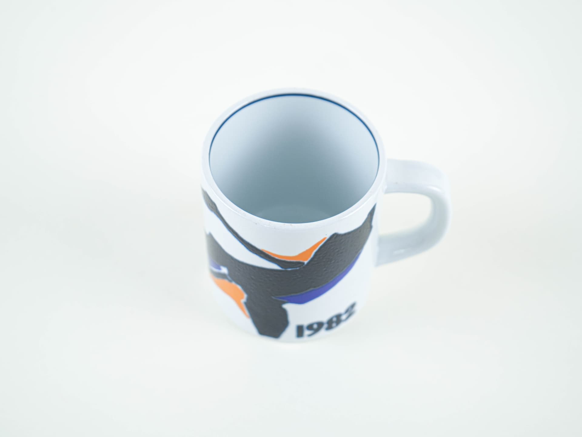 Kubek Annual Mug, biały, porcelana, proj. I.-L. Koefoed, Royal Copenhagen, Dania, lata 80. - 327547
