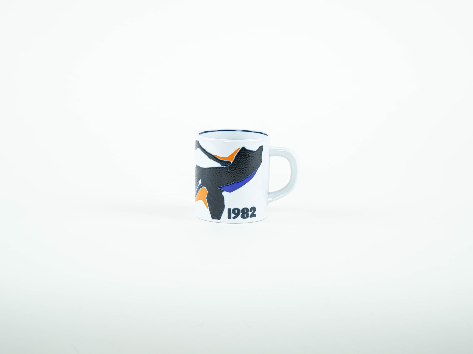 Kubek Annual Mug, biały, porcelana, proj. I.-L. Koefoed, Royal Copenhagen, Dania, lata 80. - 327544