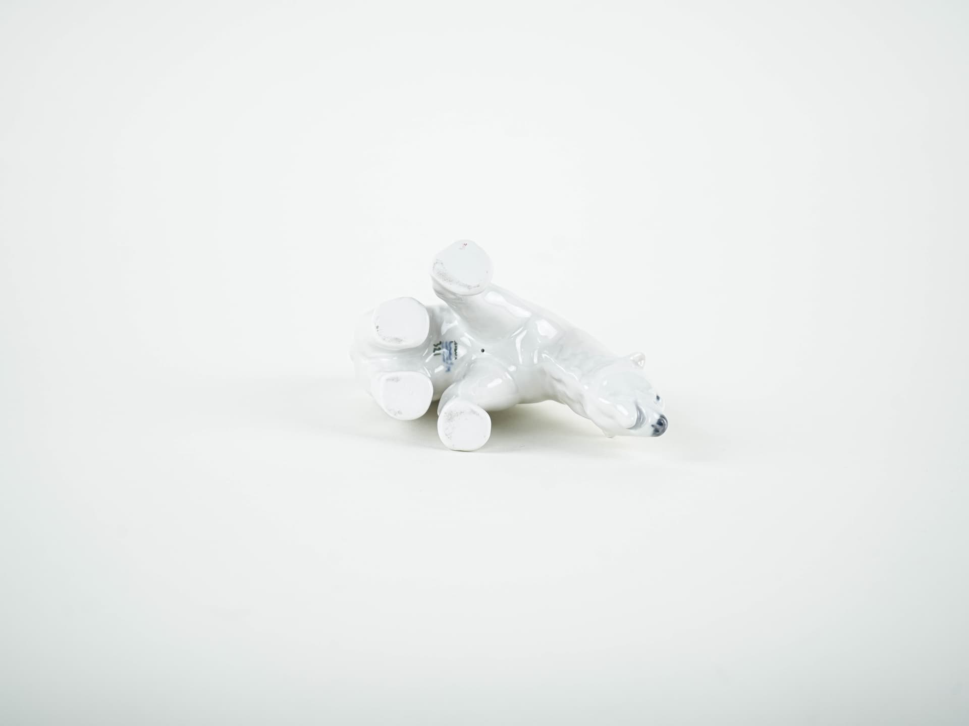 Figurine Polar Bear, white porcelain, Royal Copenhagen, Denmark, 1970s. - 327561