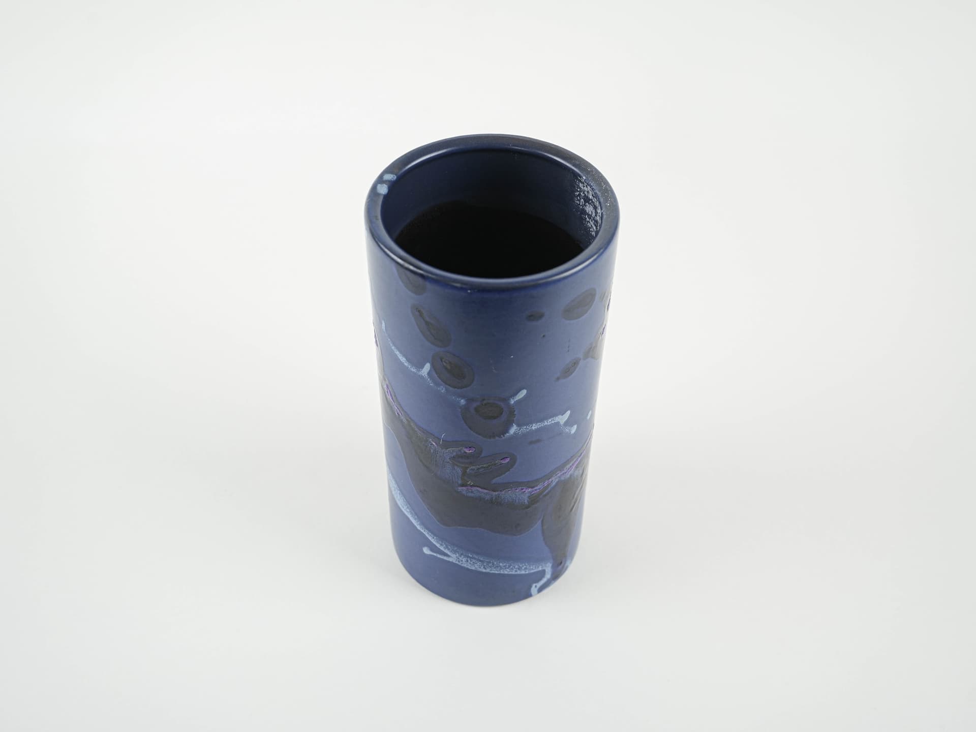 Cylindrical vase, cobalt blue ceramic, Knabstrup, Denmark, 1970s. - 327615