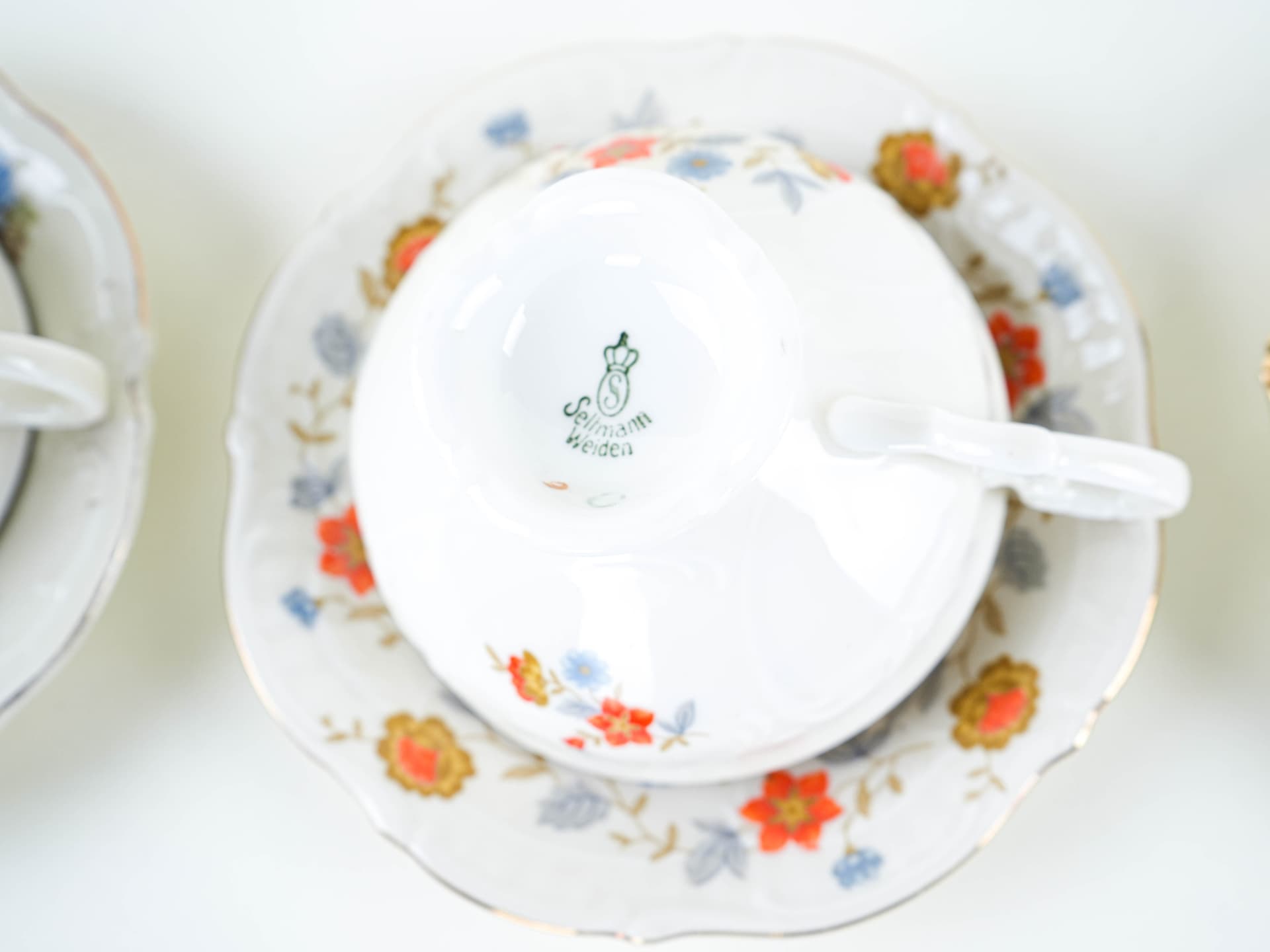 Set of cups and saucers, white and gold porcelain, Germany, 1950s - 327713