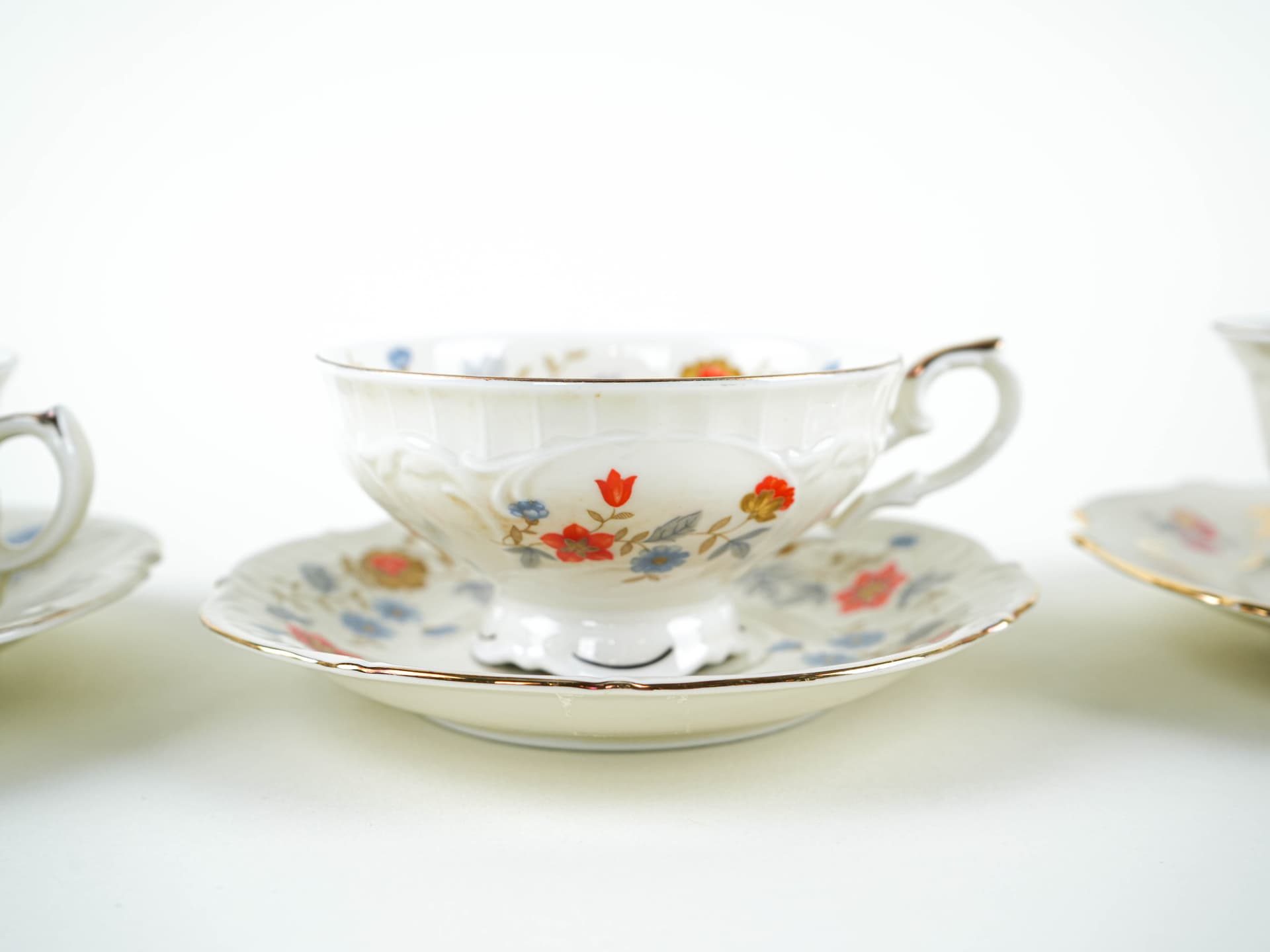 Set of cups and saucers, white and gold porcelain, Germany, 1950s - 327708