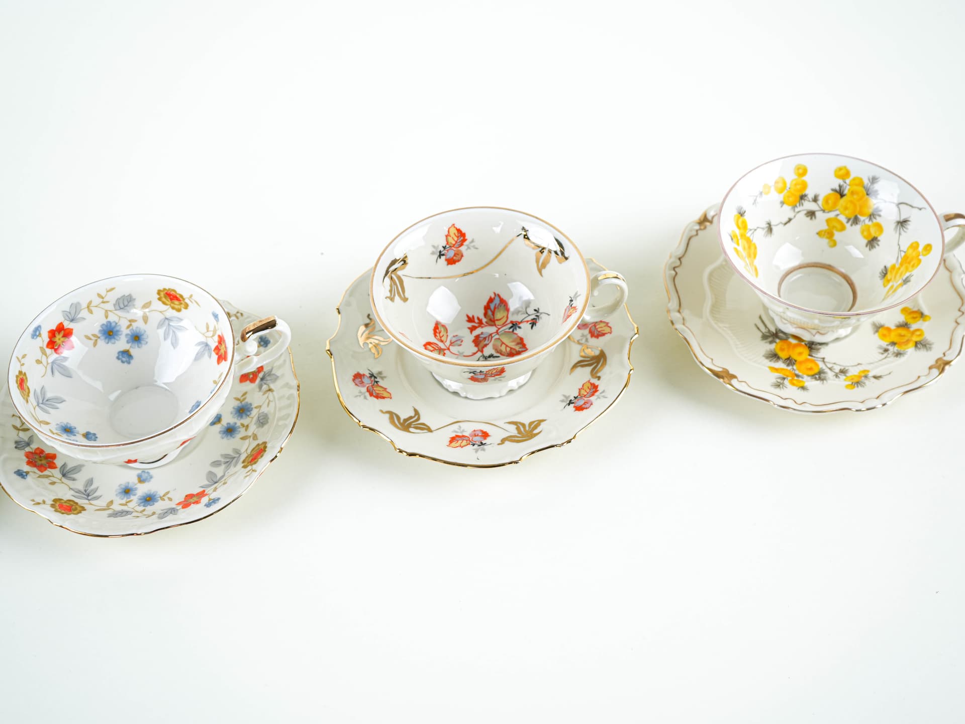 Set of cups and saucers, white and gold porcelain, Germany, 1950s - 327710
