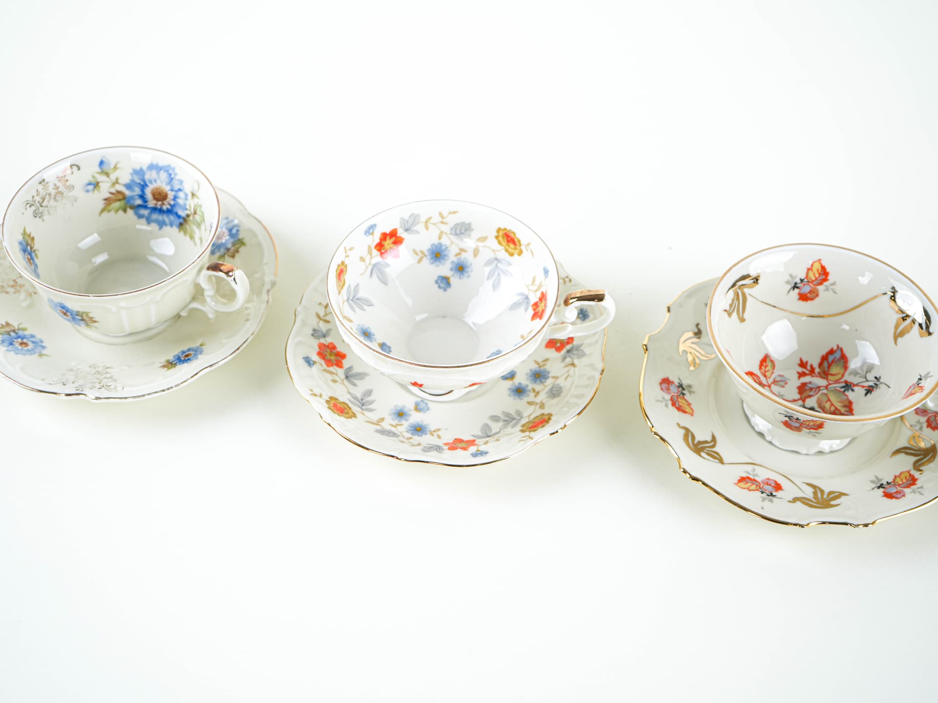 Set of cups and saucers, white and gold porcelain, Germany, 1950s - 327707