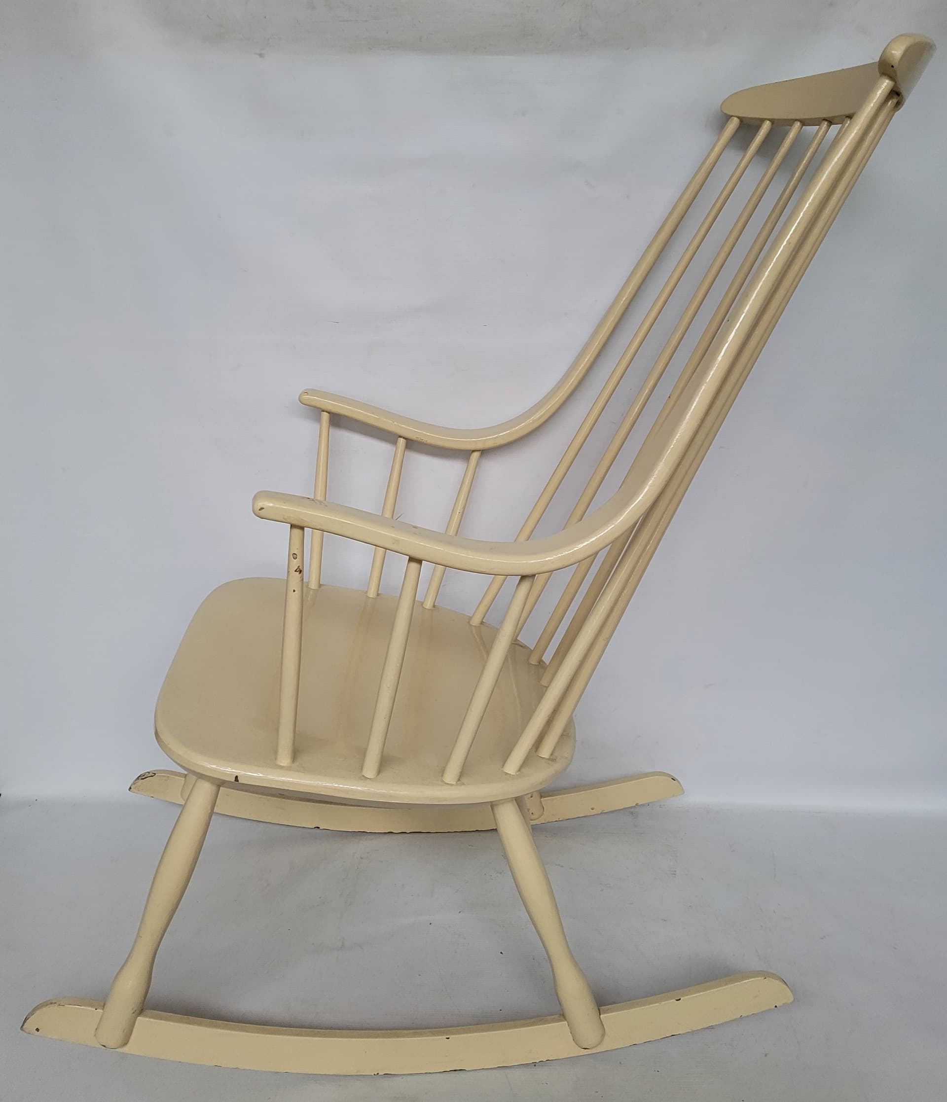 Fotel bujany Larsson, beżowy, buk, proj. L. Larsson, Szwecja, lata 60. - 394362