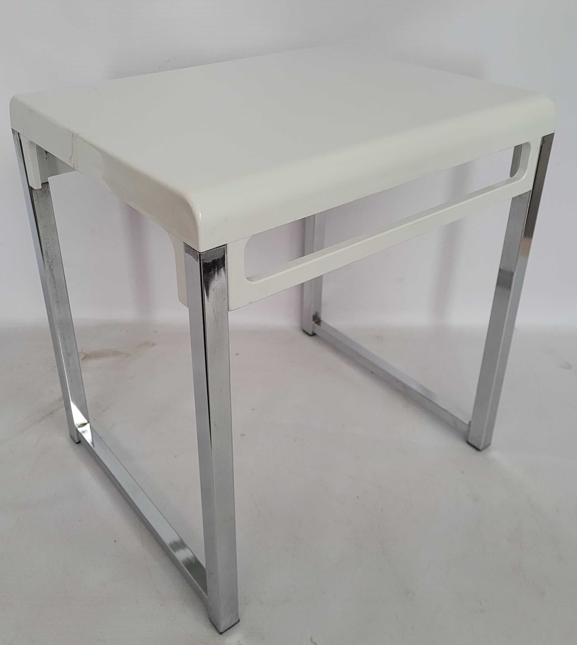 Side table bar cart, white plastic, chrome, by M. Berthier, France, 1970s. - 327801