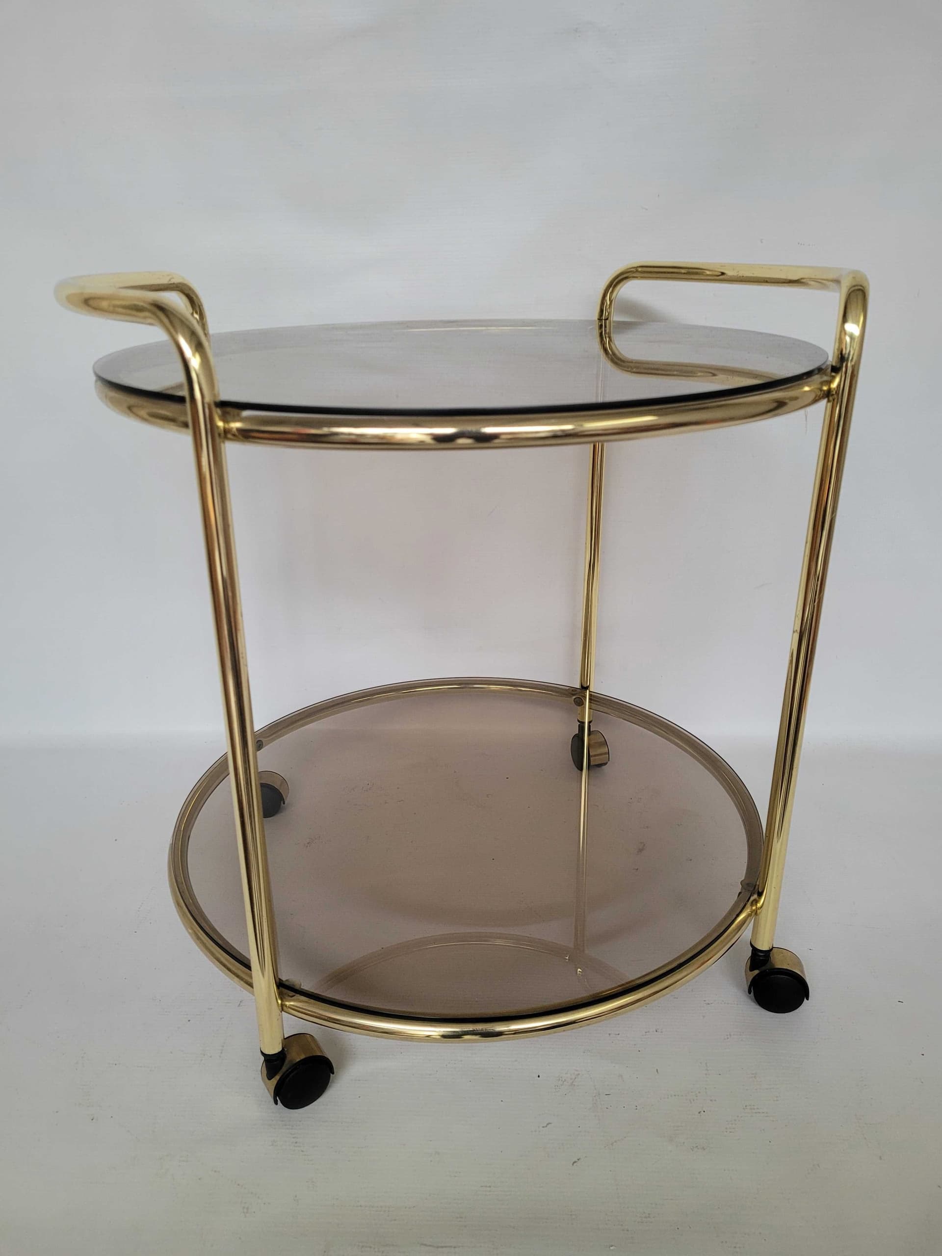 Mobile Side Table Hollywood Regency, gold brass, smoked glass, 1970s - 328208