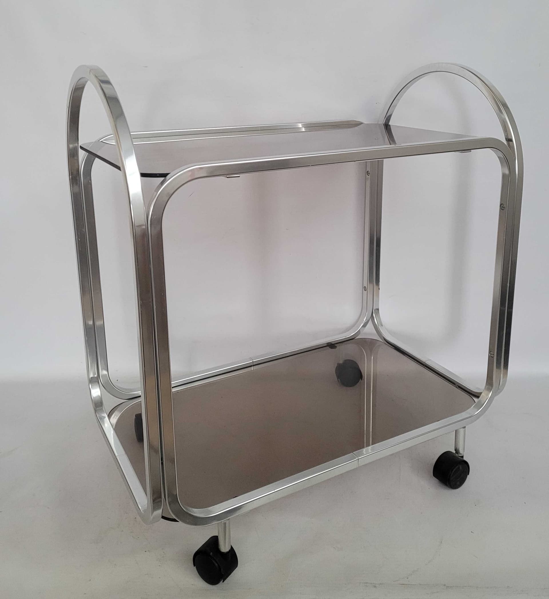 Table Bauhaus, silver aluminum, smoked glass, 1970s. - 328064