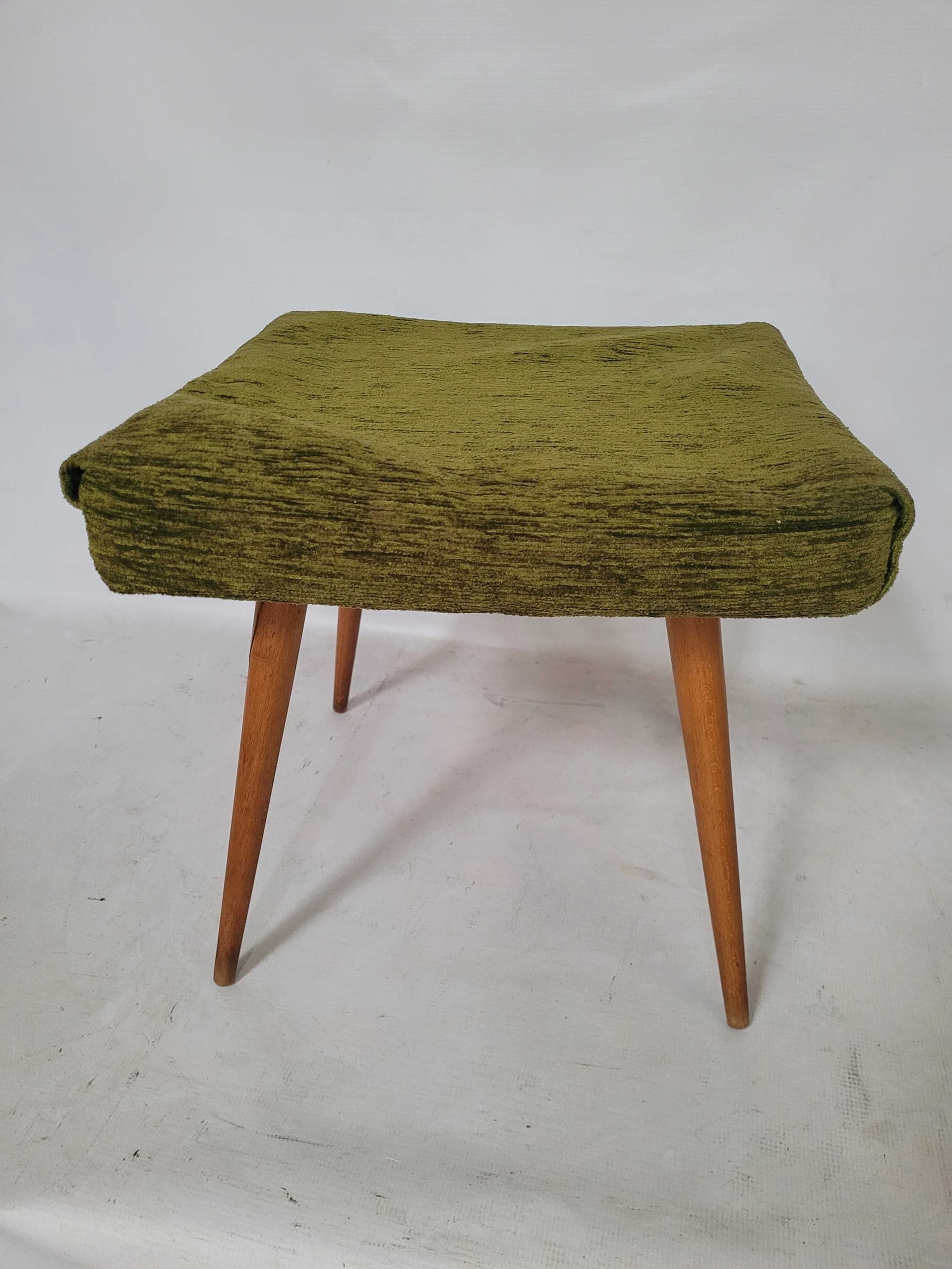 Stool, olive green fabric, brown wood, Poland, 1960s. - 328037