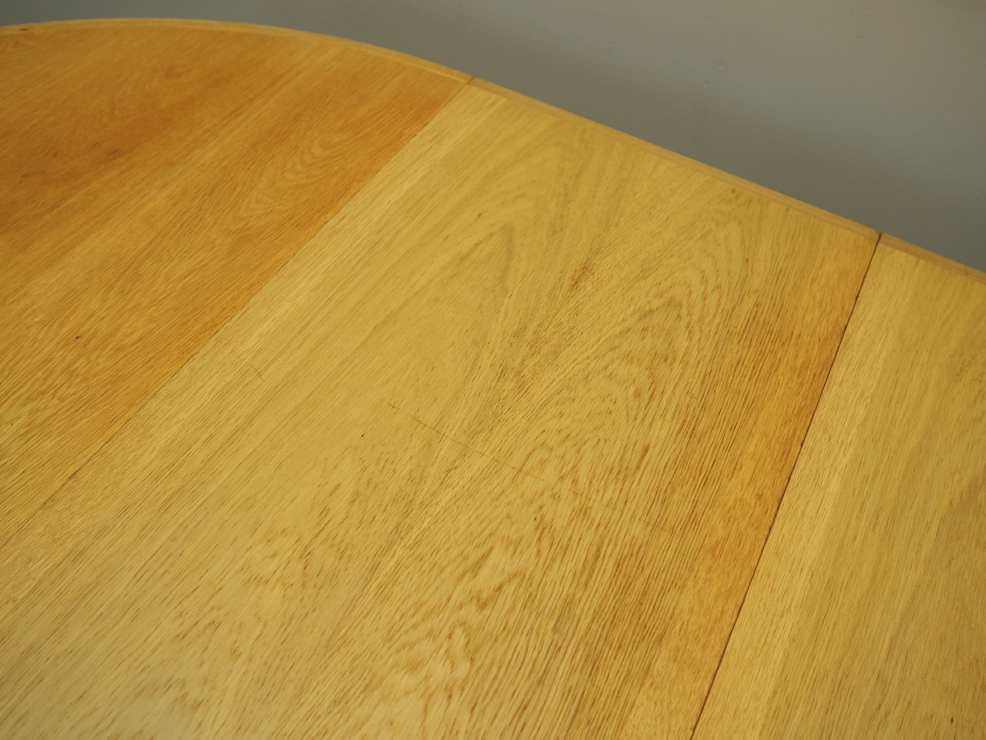 Round Table, yellow ash, Denmark, 1960s. - 66373