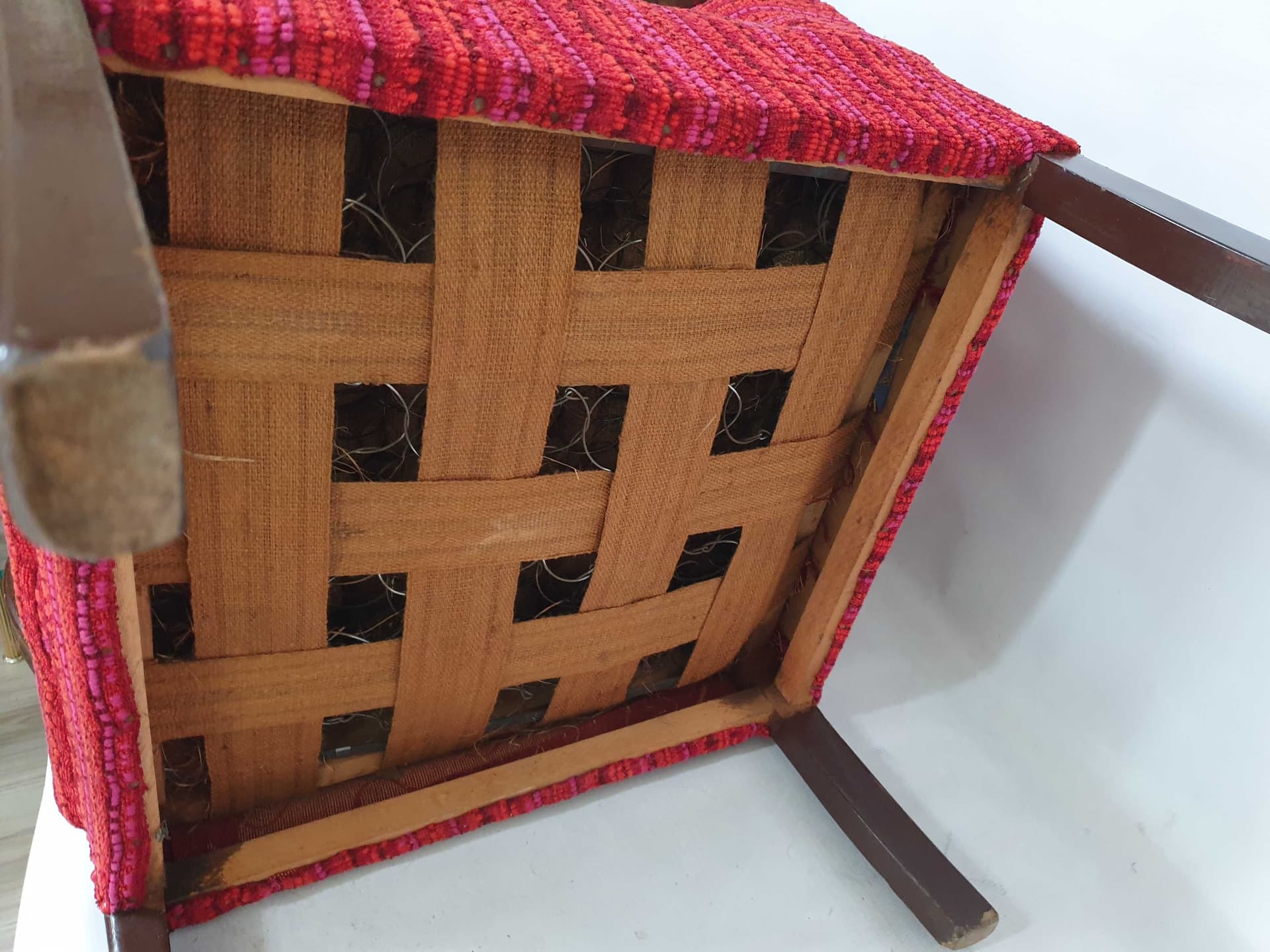 Fotel art deco, multikolor, tkanina, drewno ciemnobrązowy, Polska, lata 50. - 328671
