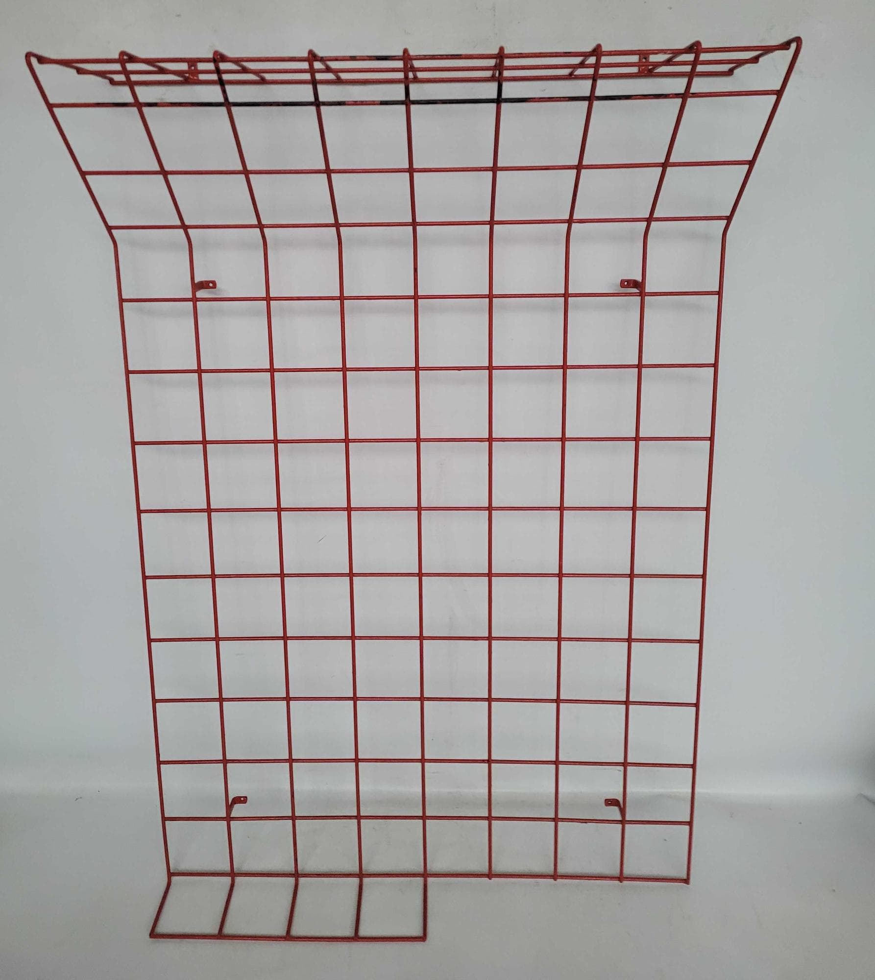 Wall-mounted coat rack STRING, red metal, attrib. to K. Fichtel, Germany, 1960s - 328654