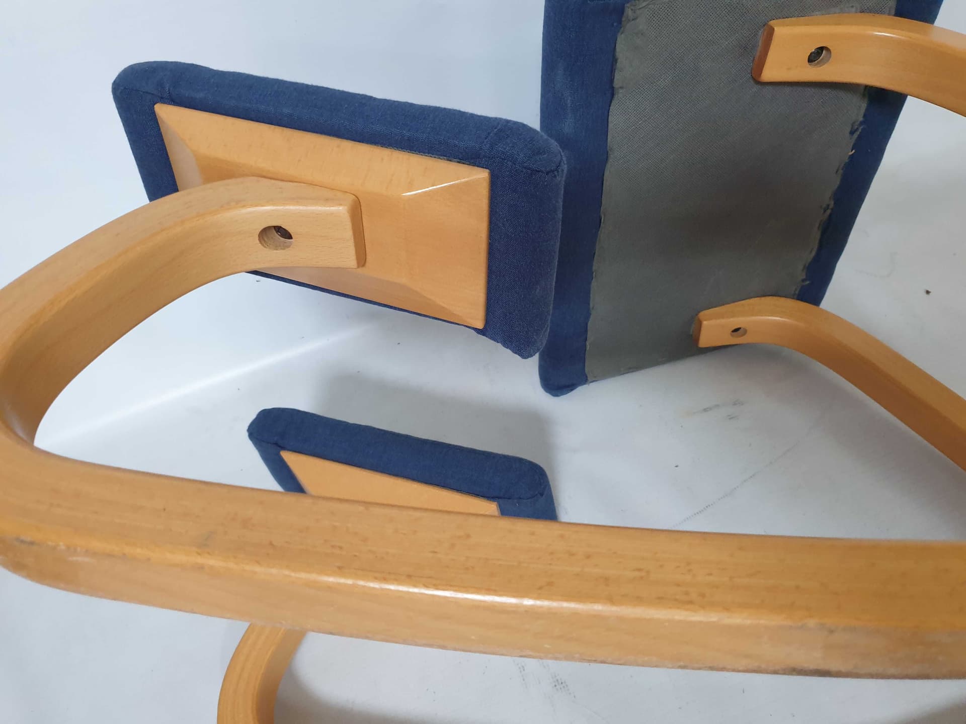Kneeling chair, blue fabric, brown plywood, by P. Opsvik, Stokke, Norway, 1980s. - 328650