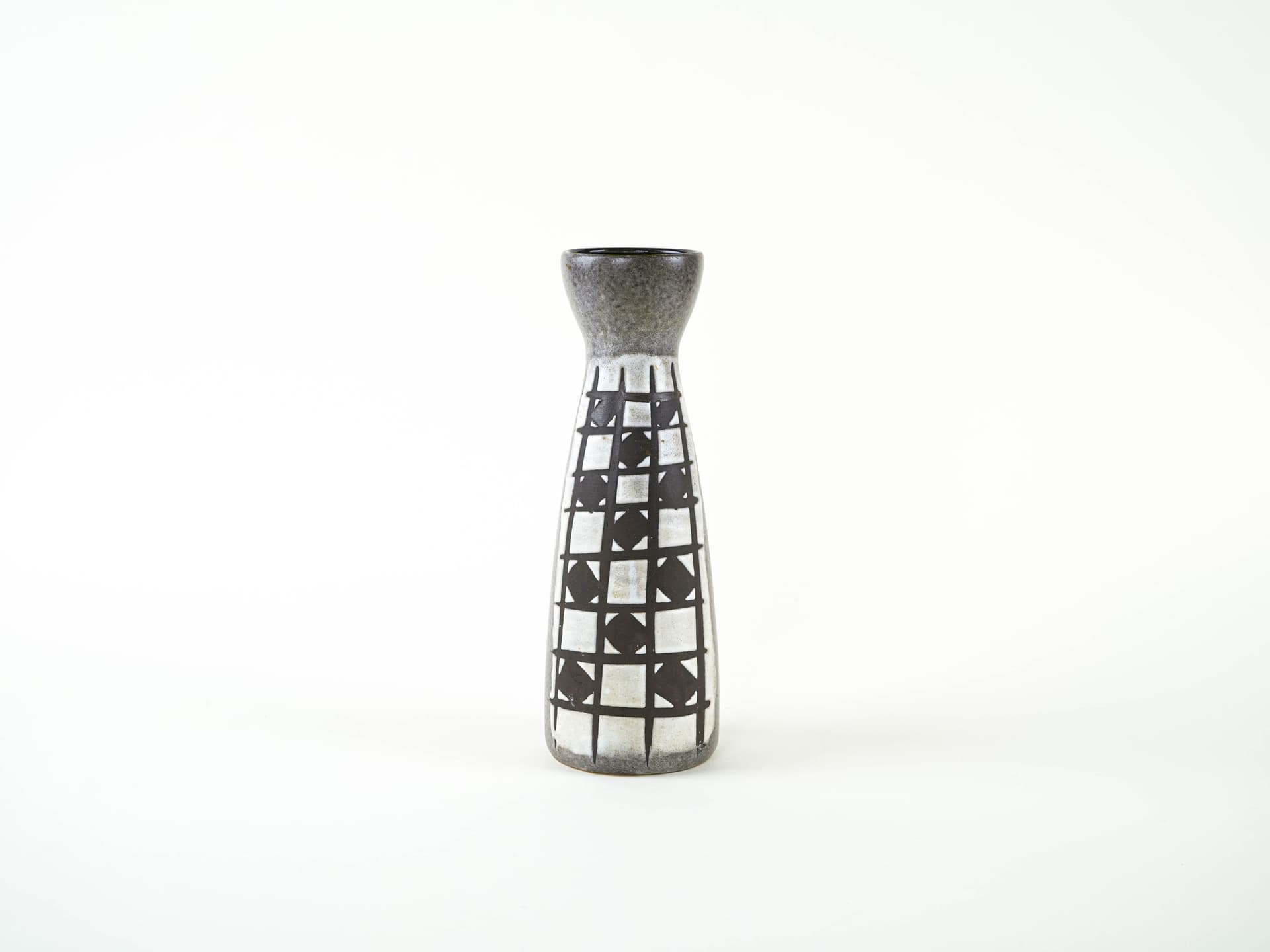 Vase, grey black, ceramics, Germany, 1960s. - 328494
