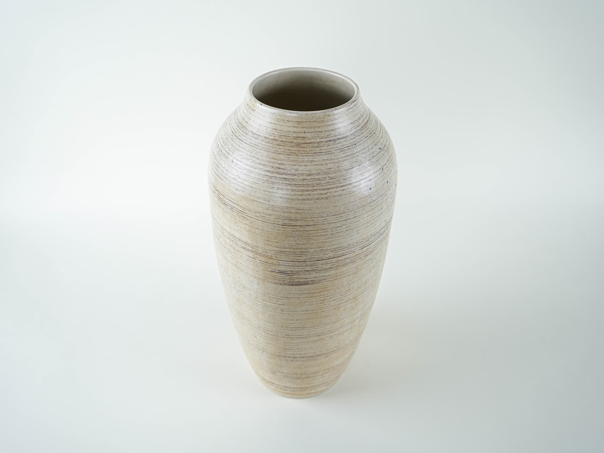 Vase, beige, ceramics, Germany, 1970s. - 328551