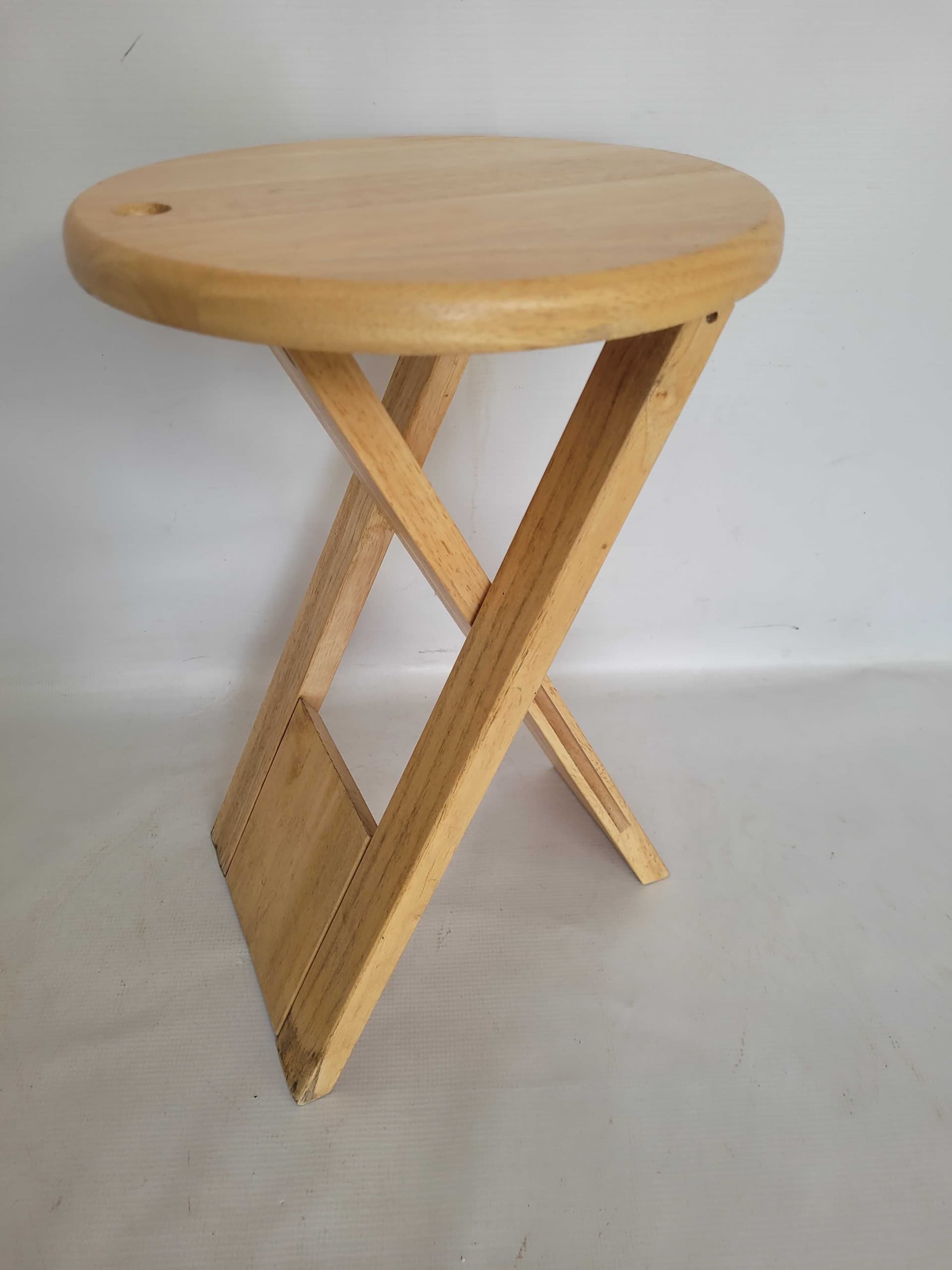 Stool Suzy, brown wood, by A. Reed, 1970s - 331826