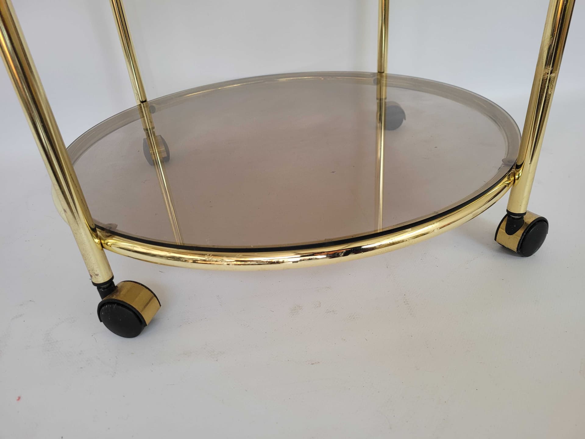 Side Table Hollywood Regency, smoked glass, gold-plated brass, 1970s. - 331820