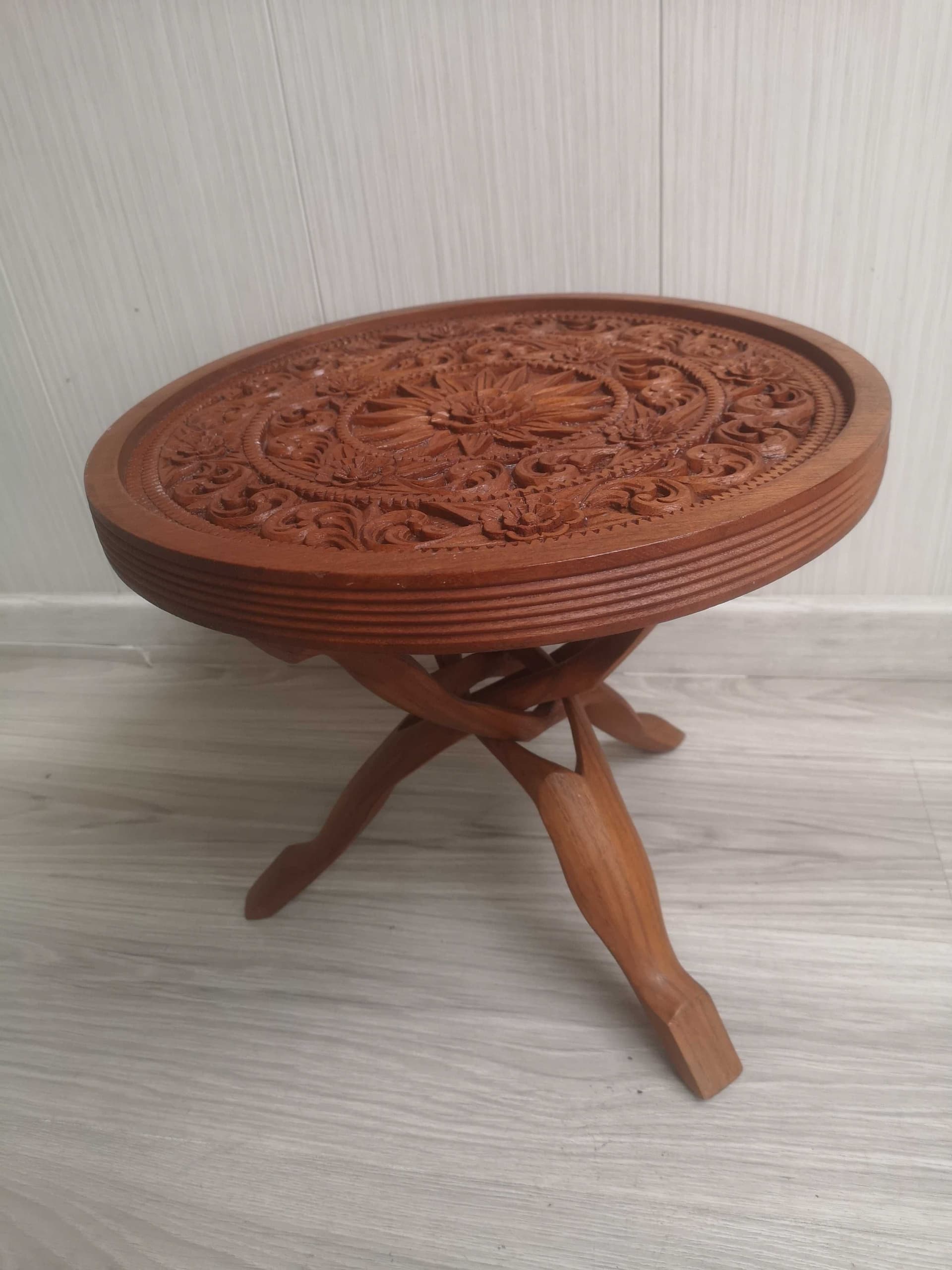 Carved side table, brown wood - 331793