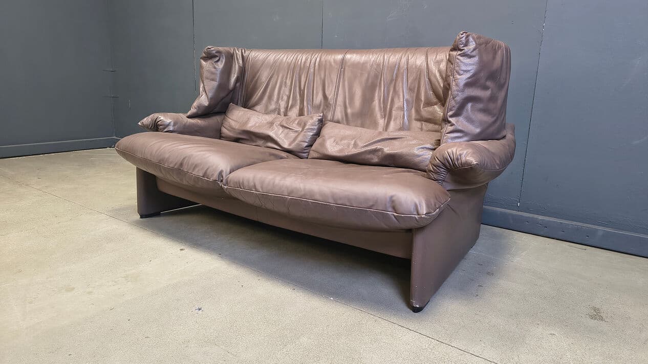 Two-seater sofa Porto Venere, brown leather, by V. Magistretti, Cassina, Italy, 1970s. - 331460