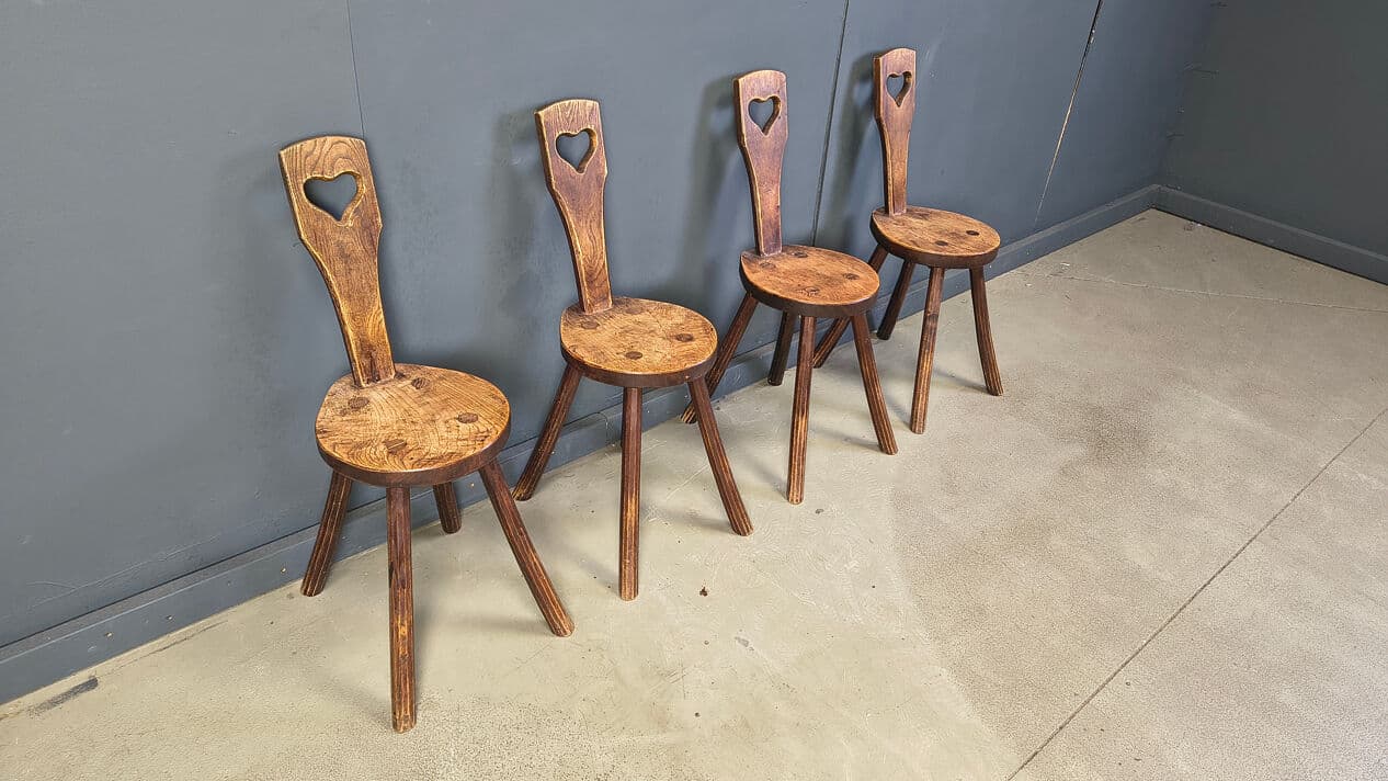 Set of four chairs, Heart, brown oak, France, 1960s - 331382