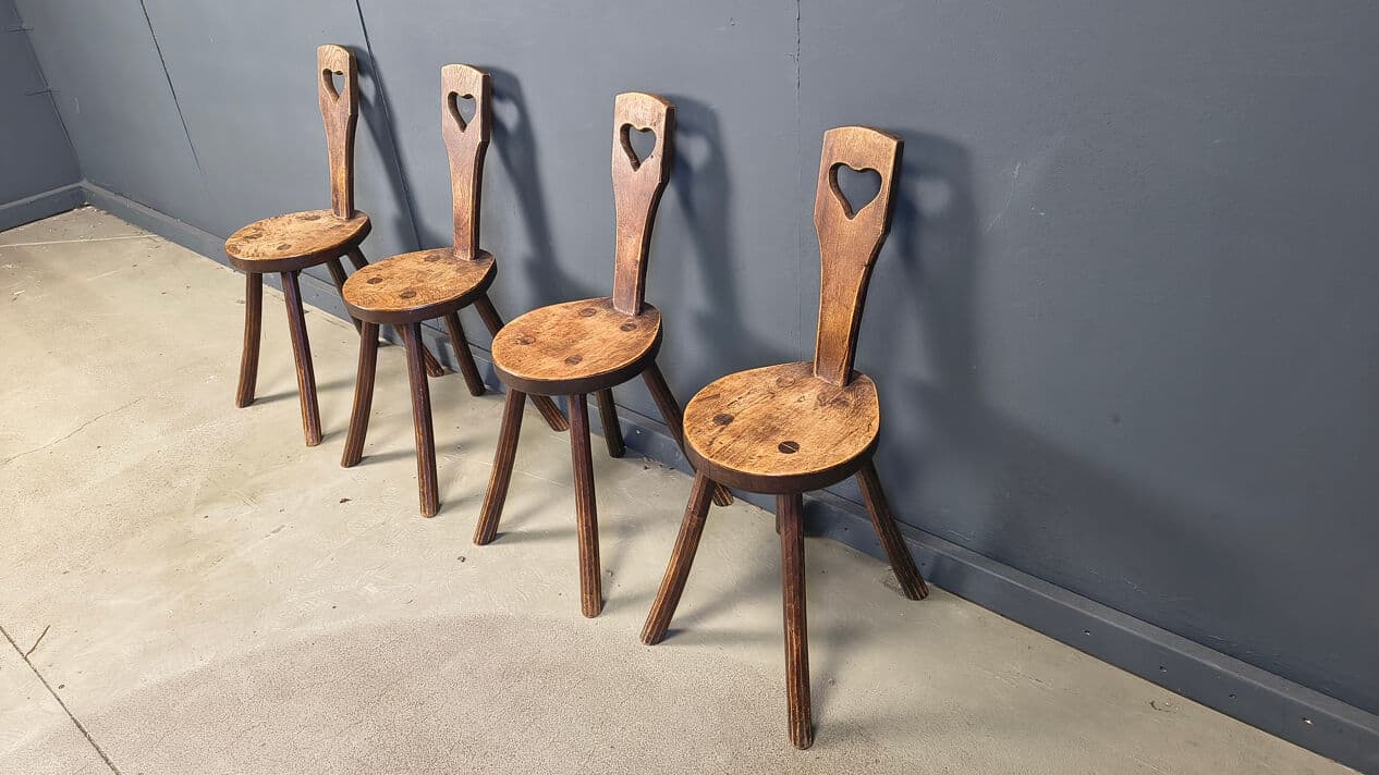 Set of four chairs, Heart, brown oak, France, 1960s - 331384