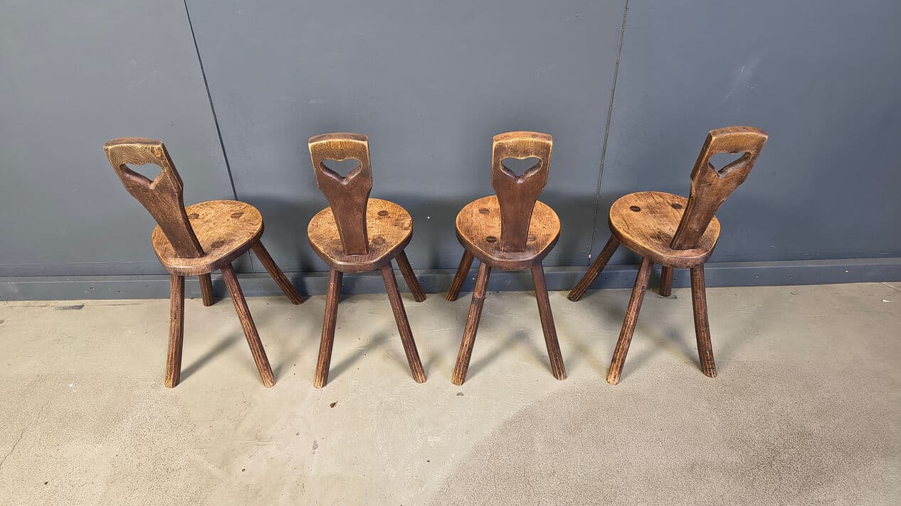 Set of four chairs, Heart, brown oak, France, 1960s - 331383