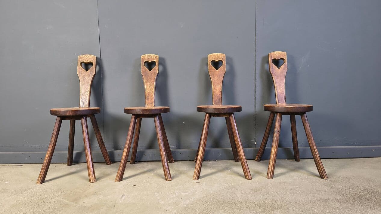 Set of four chairs, Heart, brown oak, France, 1960s - 331380
