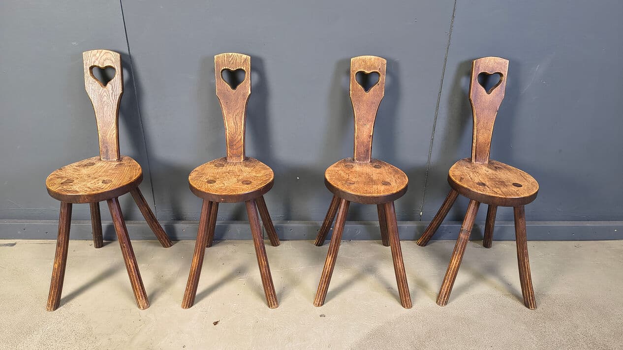 Set of four chairs, Heart, brown oak, France, 1960s - 331377