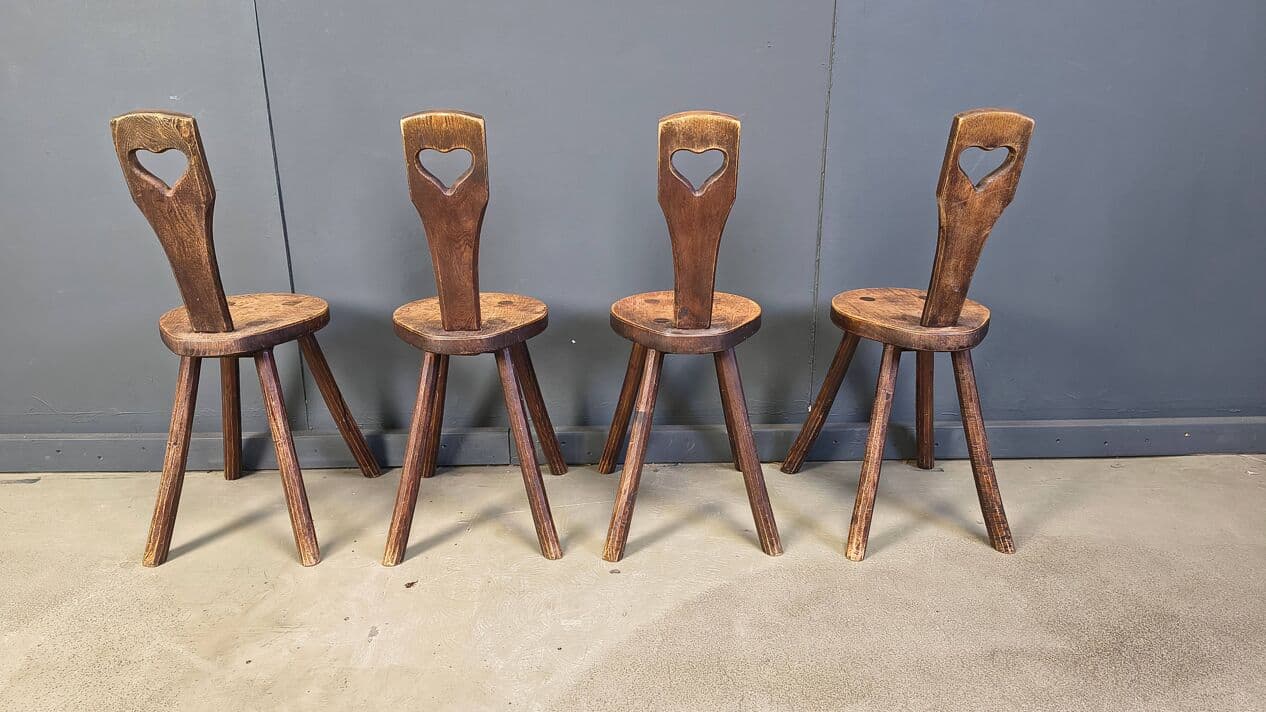 Set of four chairs, Heart, brown oak, France, 1960s - 331386