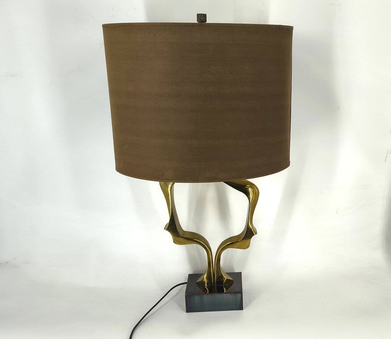 Lampa stołowa, brąz złoty, drewno czarne, tkanina brązowa, proj. W. Daro, Belgia, lata 70. - 331150