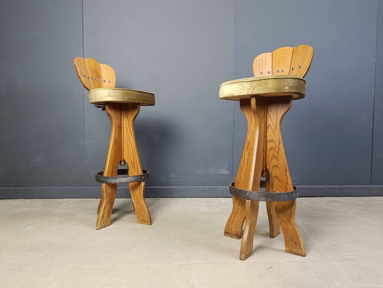 Set of four brutalist bar stools, brown wood, green fabric, black metal, Belgium, 1960s. - 331105
