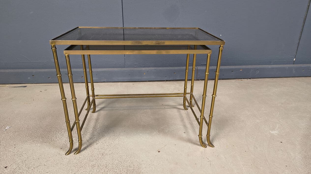 Set of two nesting tables, faux bamboo, gold brass, transparent glass, Belgium, 1970s. - 331063