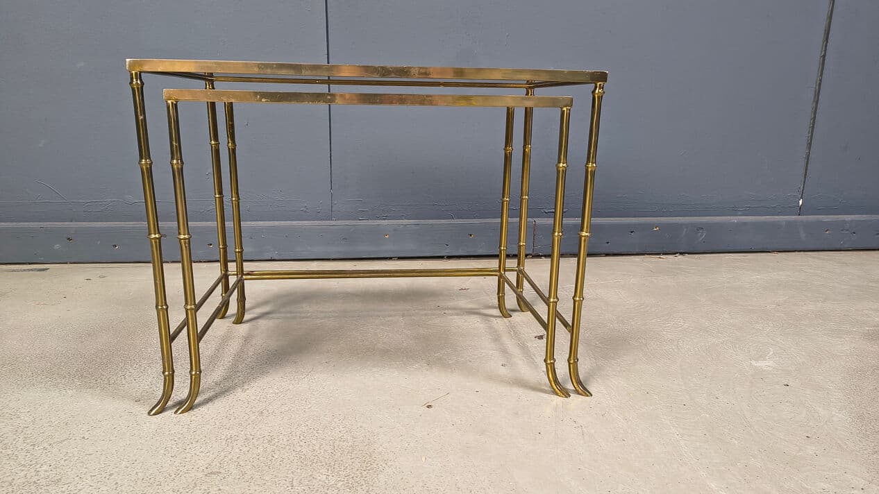 Set of two nesting tables, faux bamboo, gold brass, transparent glass, Belgium, 1970s. - 331062