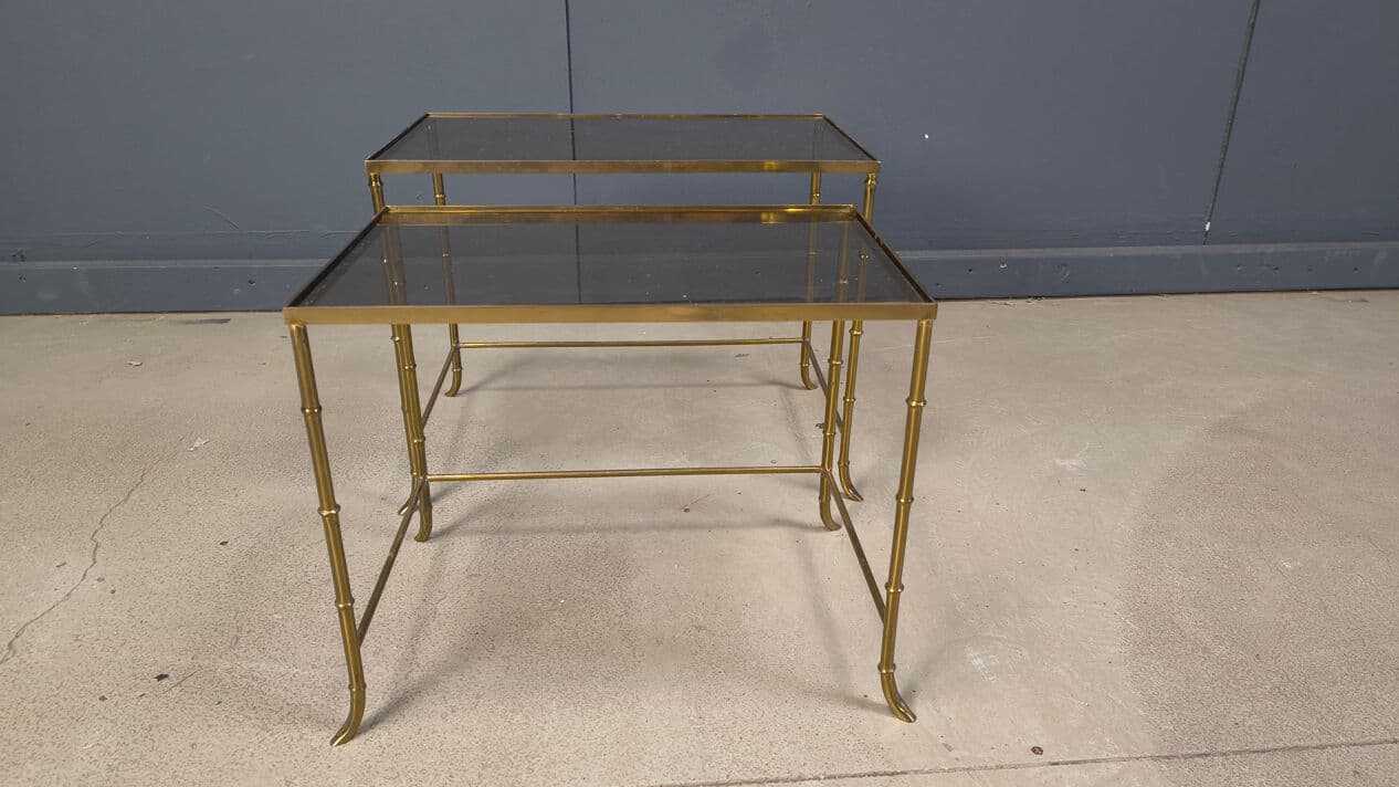 Set of two nesting tables, faux bamboo, gold brass, transparent glass, Belgium, 1970s. - 331066