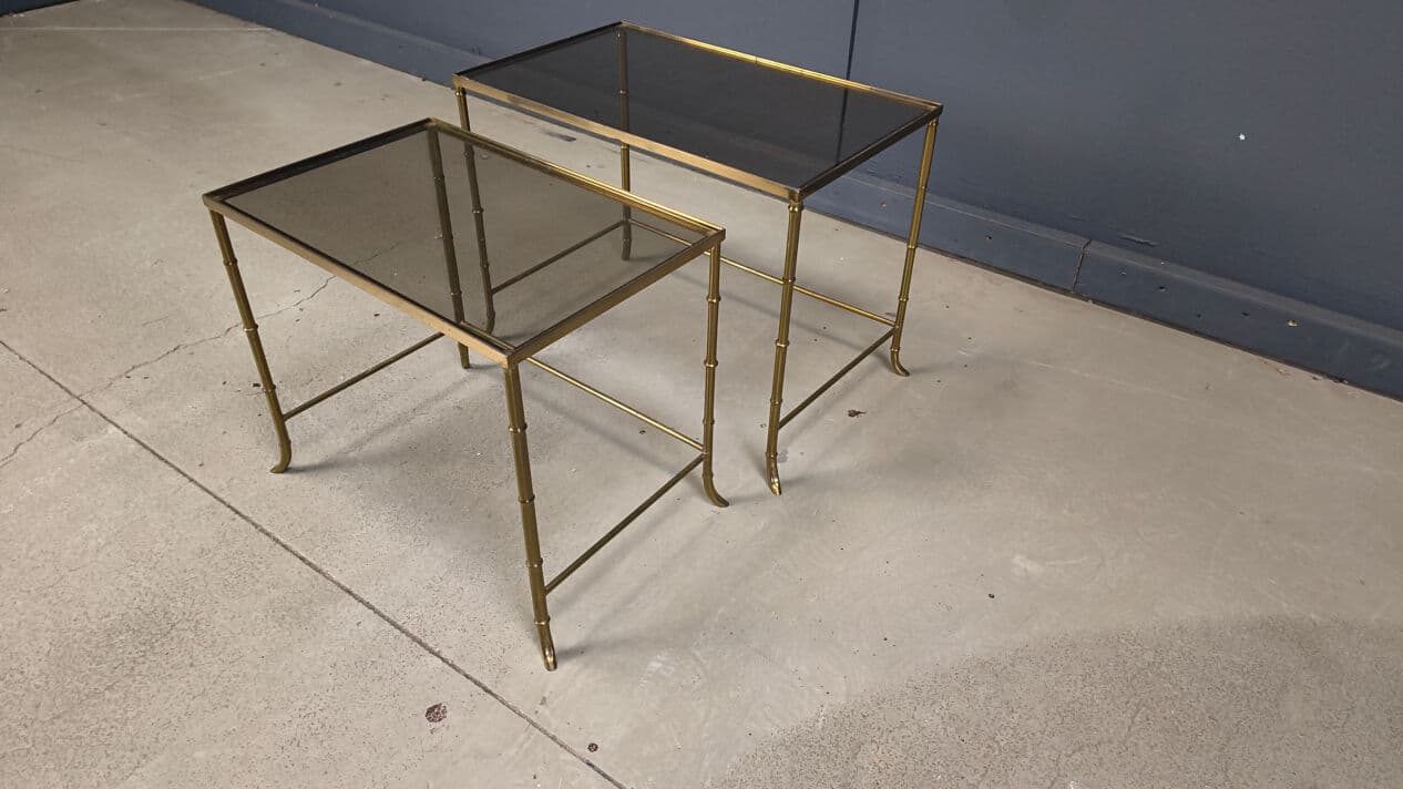 Set of two nesting tables, faux bamboo, gold brass, transparent glass, Belgium, 1970s. - 331072