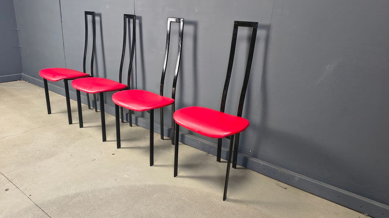 Set of four chairs Carre VI, black metal, red fabric, by M. Cattelan, Cattelan Italia, Italy, 1980s. - 331034