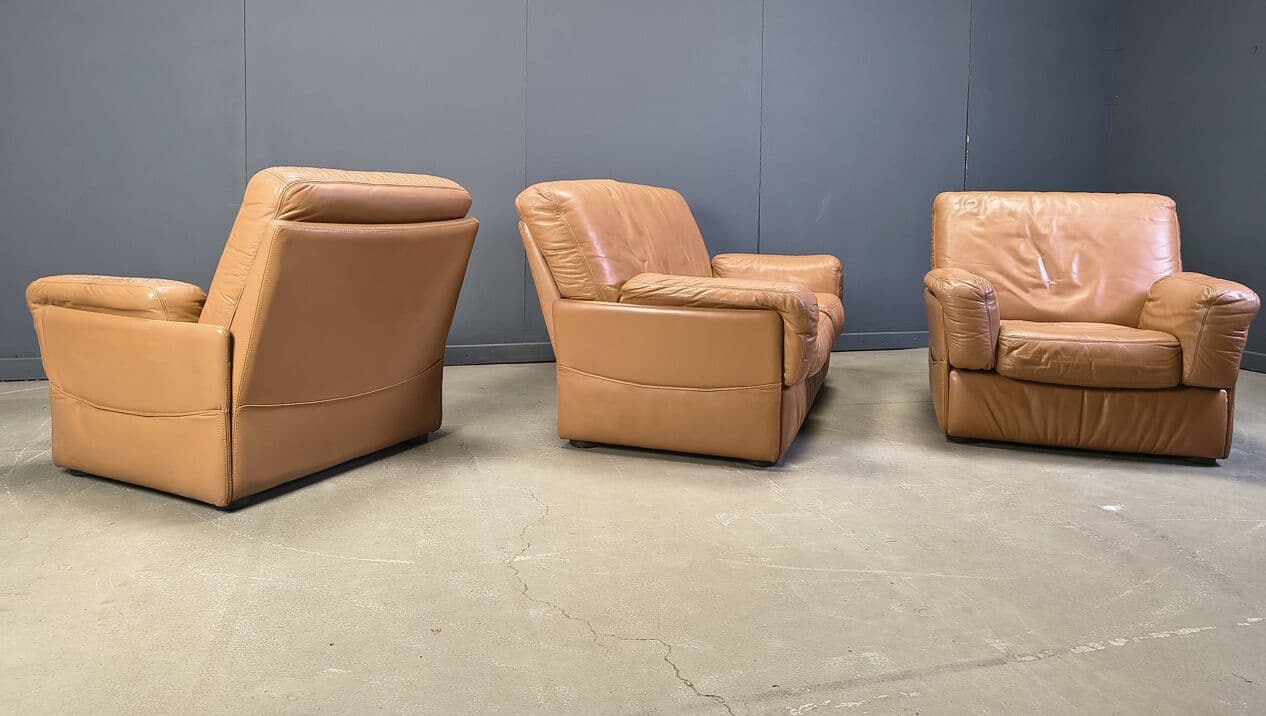 Three-piece sofa set, camel brown leather, Durlet, Belgium, 1980s. - 330835