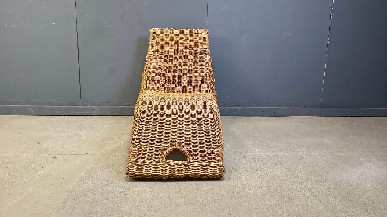 Chaise longue, beige rattan and wicker, France, 1970s - 330791